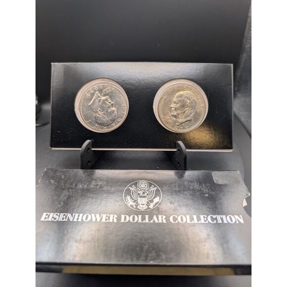 1977 Eisenhower Dollars in Display Box (2 Coins) - Picture 1 of 2